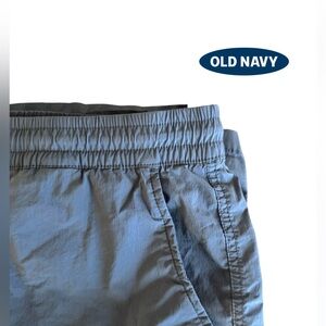 Old Navy EUC Men’s Drawstring Cargo Shorts Gray Size Large